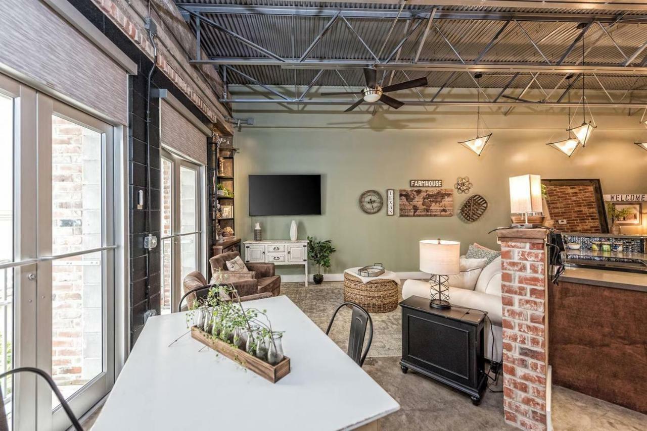 Green Door Lofts -Magnolia Loft, Silos/Downtown واكو المظهر الخارجي الصورة