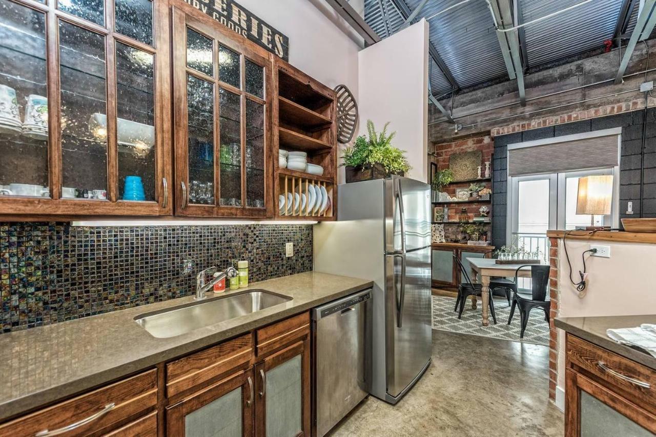 Green Door Lofts -Magnolia Loft, Silos/Downtown واكو المظهر الخارجي الصورة